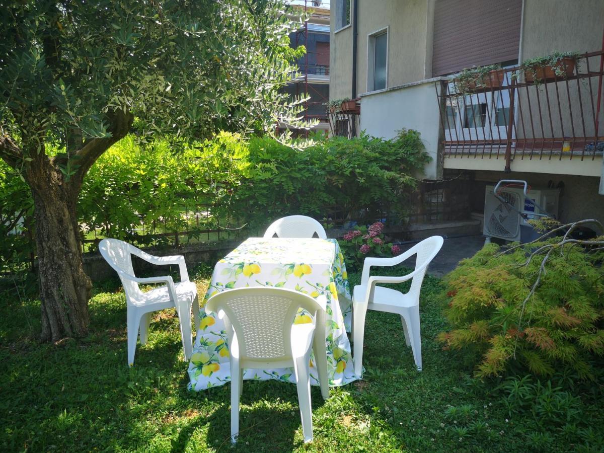 Ai Quattro Ulivi Leilighet Peschiera del Garda Eksteriør bilde